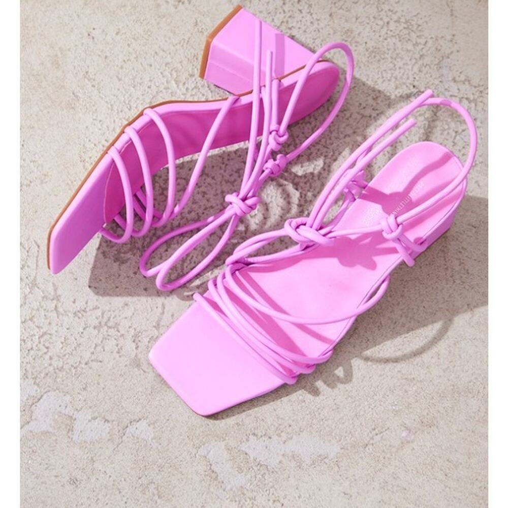 PrettyLittleThing Pink Square Toe Strappy Low Block Heels Sandals Womens 8 NIB